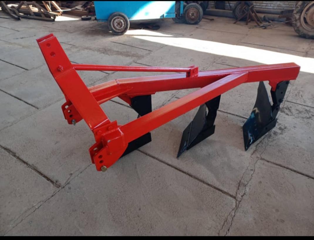 تصویر 4 از گاوآهن پایه کوتاه ابزار کنترل شده برای خاک ورزی